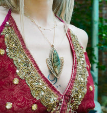 Load image into Gallery viewer, Labradorite statement