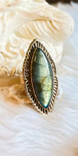 Load image into Gallery viewer, Labradorite statement ring Size 6 1/4