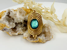 Load image into Gallery viewer, Vienna labradorite ring
